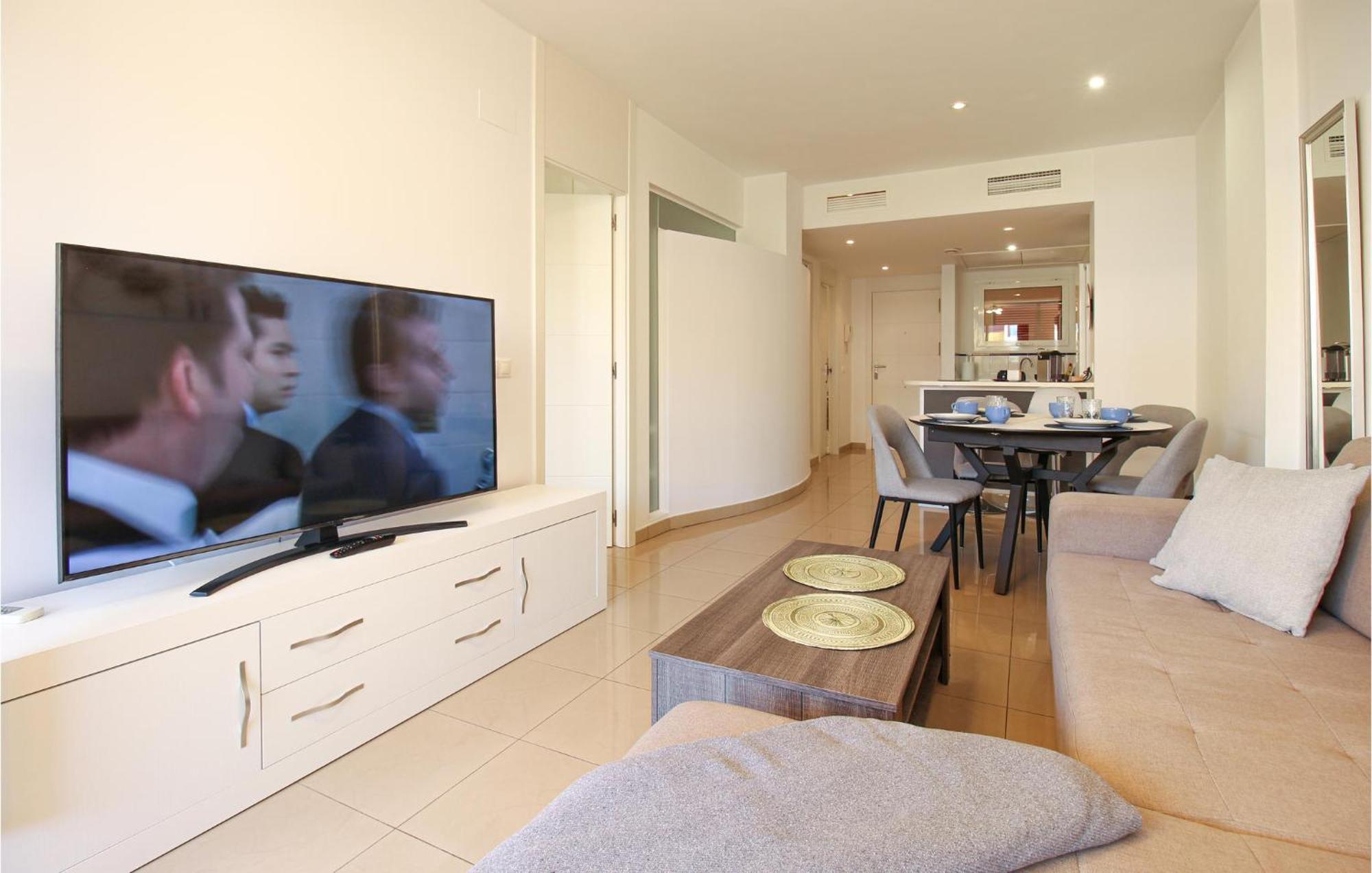 Awesome Apartment In Orihuela With Kitchen 플라야 플라멩카 외부 사진