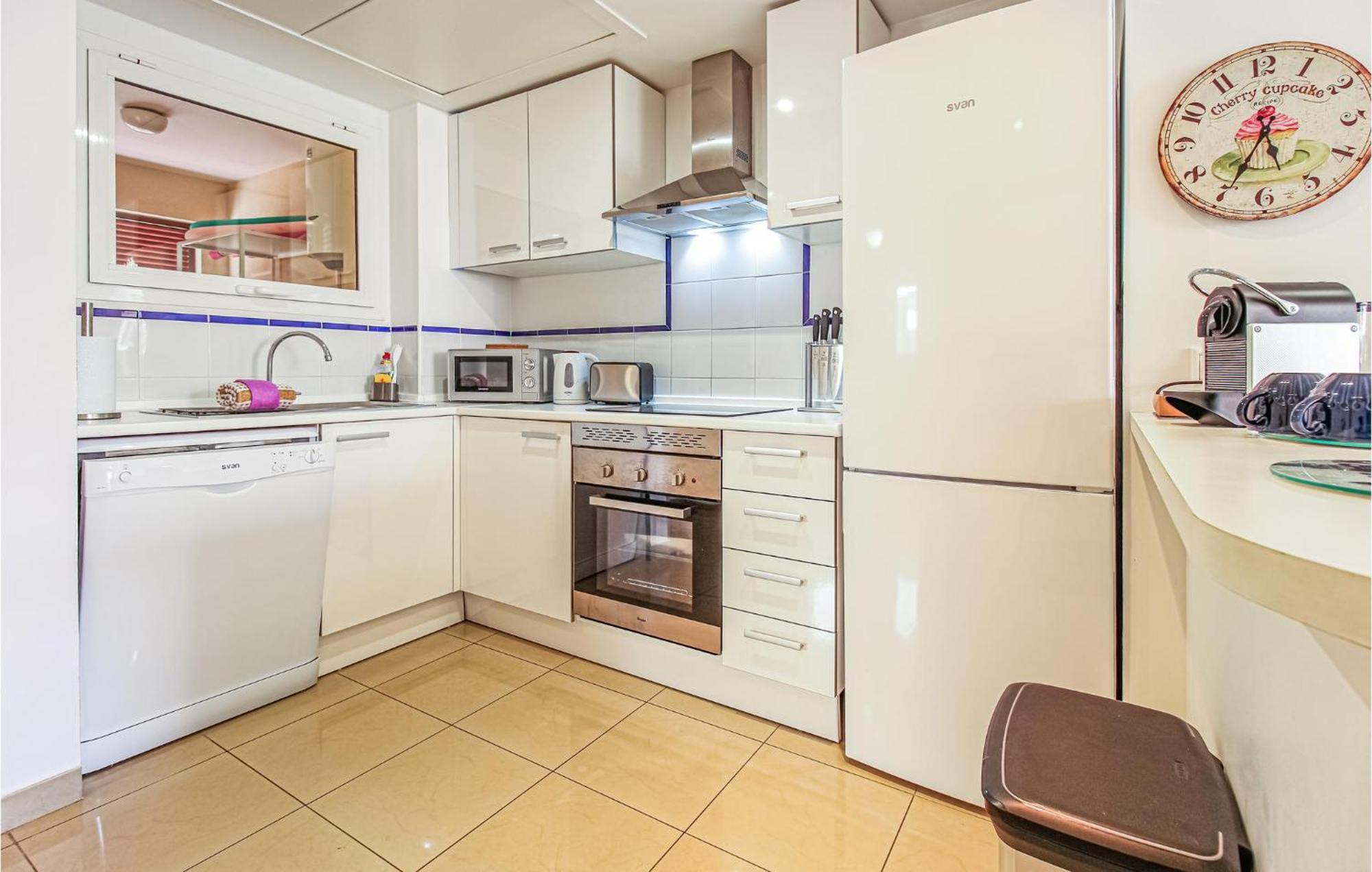 Awesome Apartment In Orihuela With Kitchen 플라야 플라멩카 외부 사진