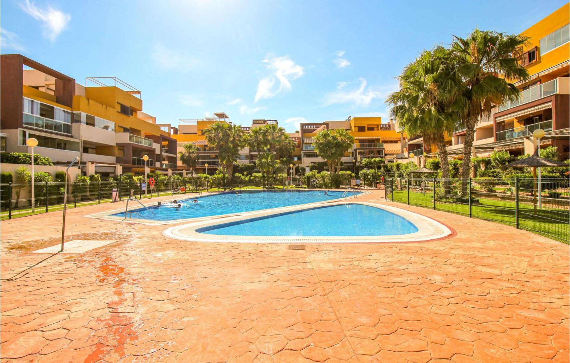 Awesome Apartment In Orihuela With Kitchen 플라야 플라멩카 외부 사진